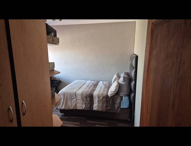 3 BEDROOM DETACHED FOR SALE IN SONNEVELD